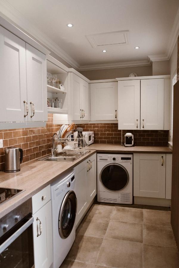 Kilmore Guesthouse Килкени Екстериор снимка