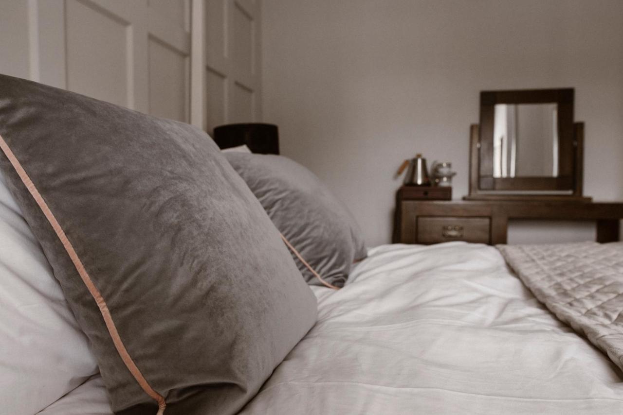 Kilmore Guesthouse Килкени Екстериор снимка