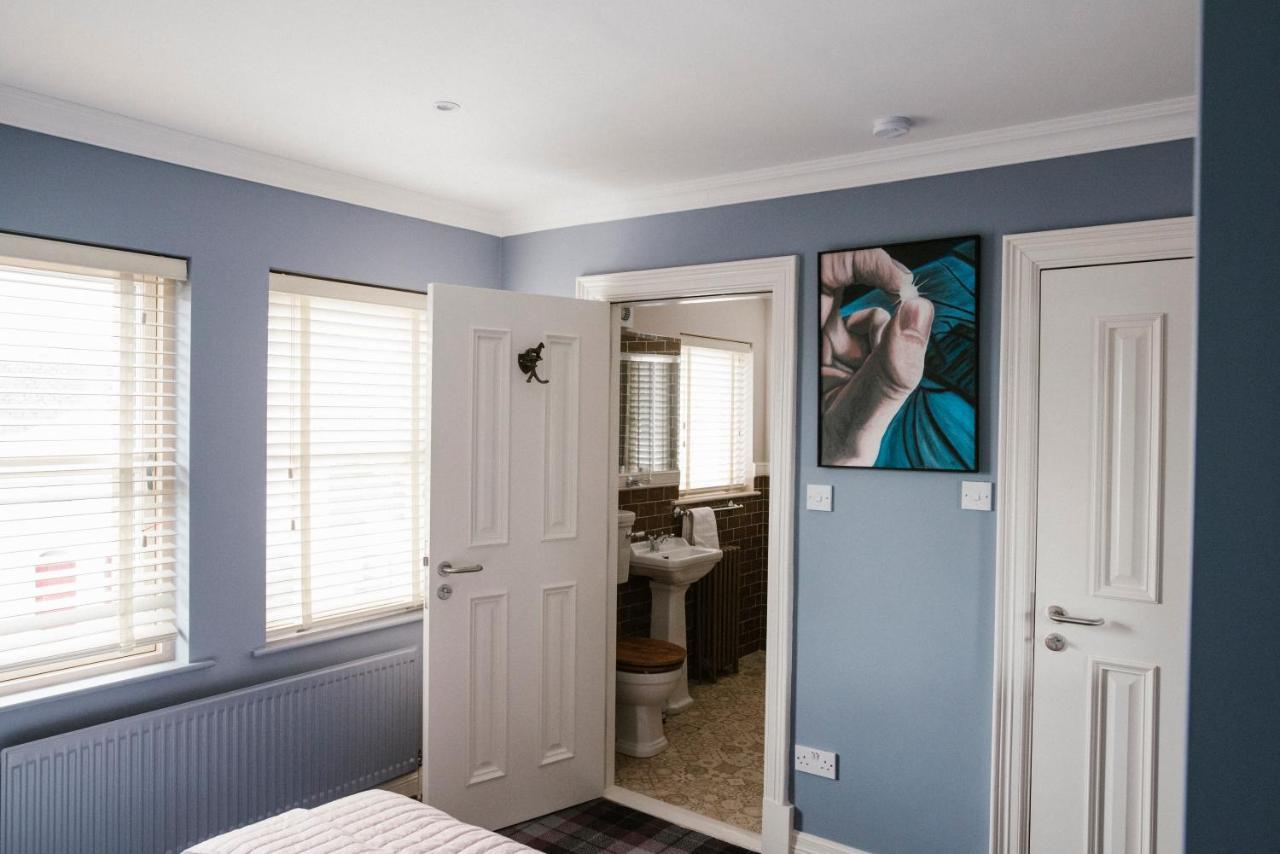 Kilmore Guesthouse Килкени Екстериор снимка