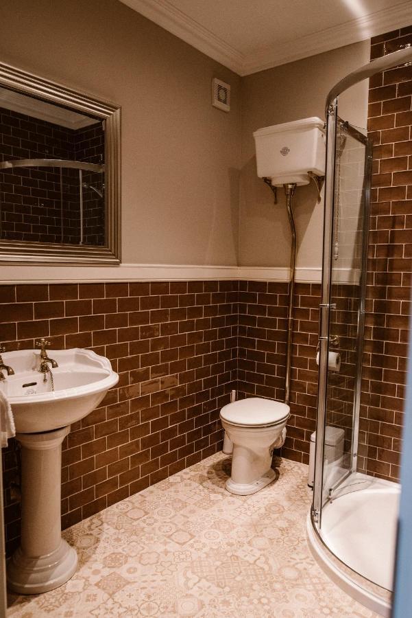 Kilmore Guesthouse Килкени Екстериор снимка
