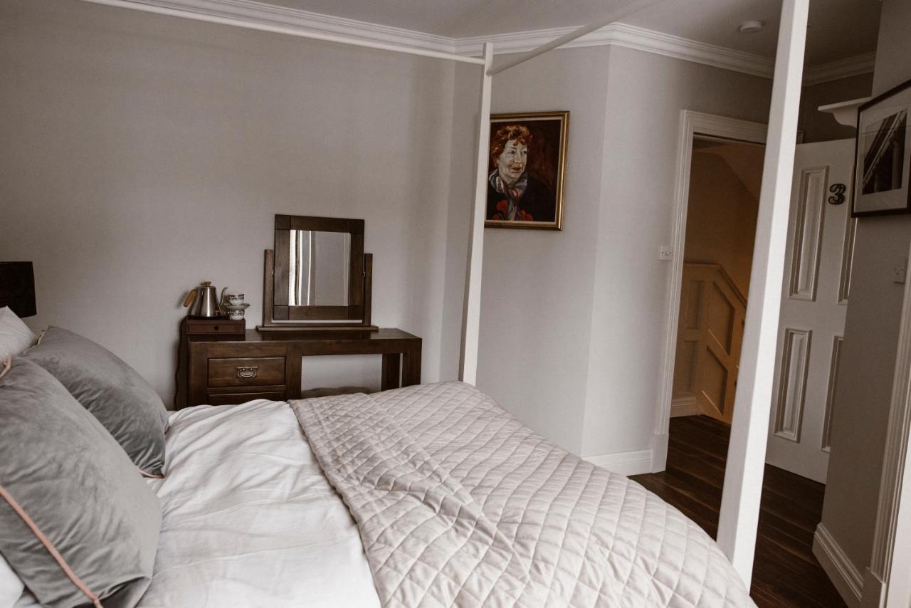 Kilmore Guesthouse Килкени Екстериор снимка