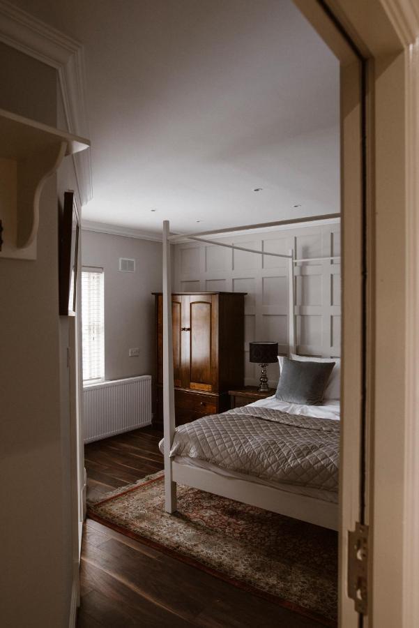 Kilmore Guesthouse Килкени Екстериор снимка