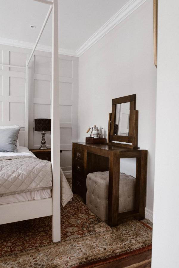 Kilmore Guesthouse Килкени Екстериор снимка